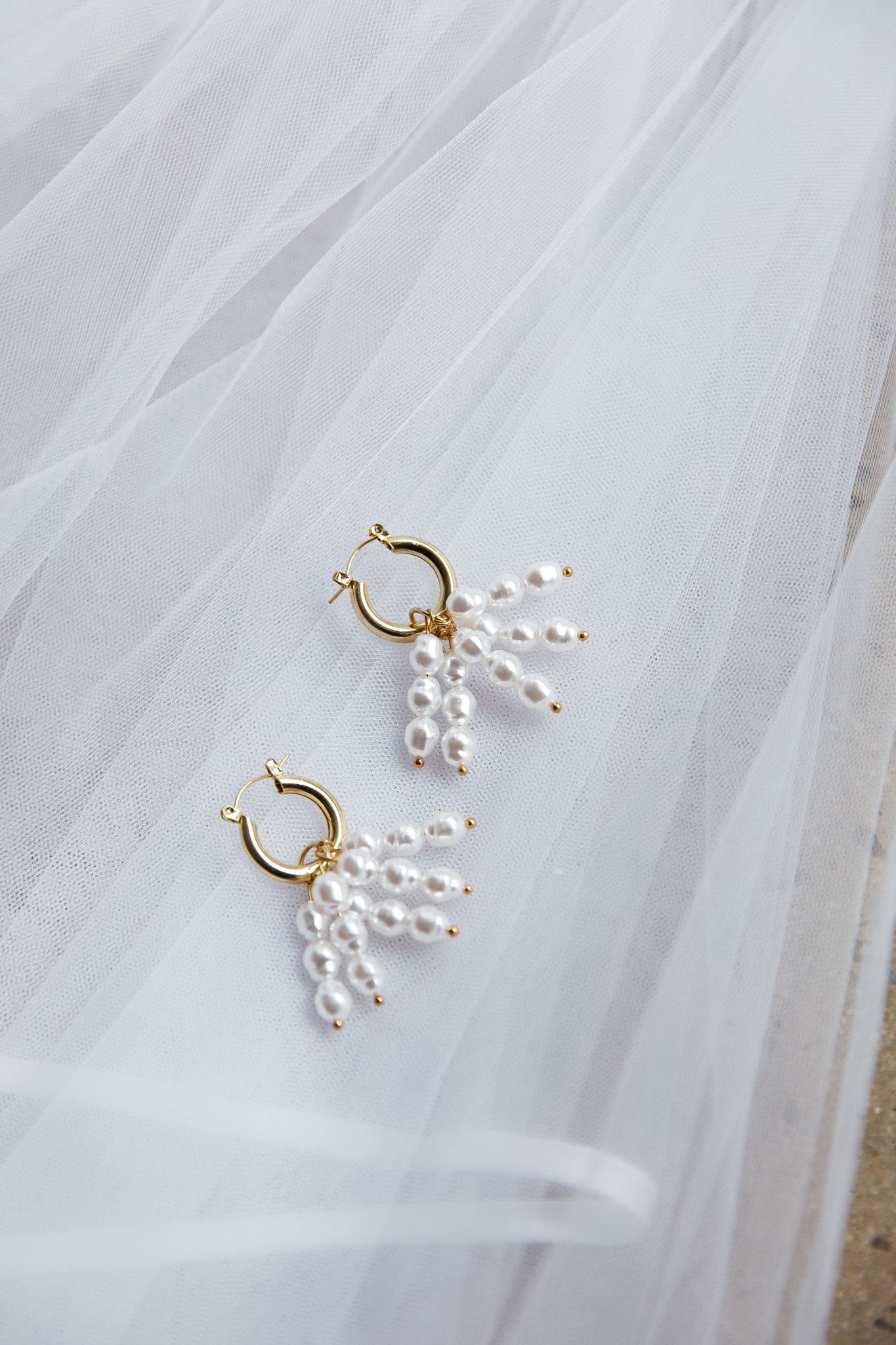 Forever Pearls Earrings Gold